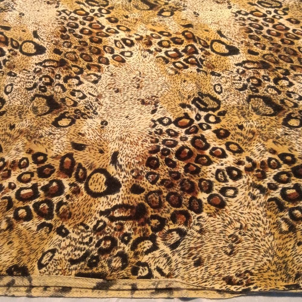 Shawl - Picture 3 of 7